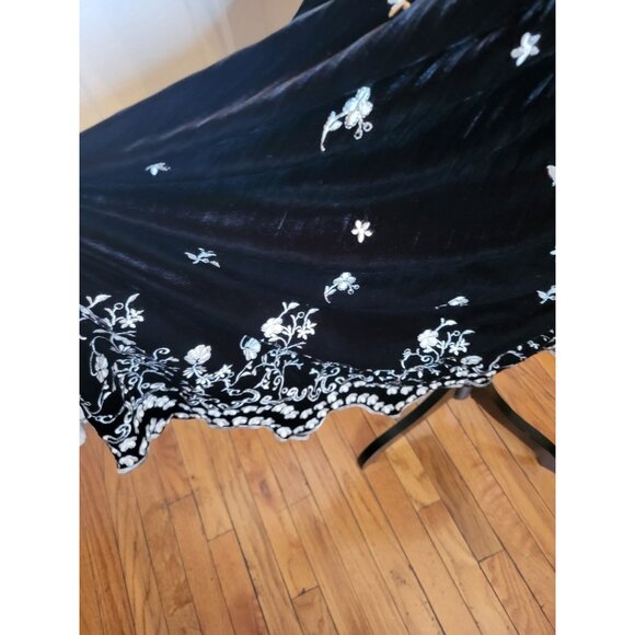 Black Velvet Embroidered  Midi Skirt Dress Barn M Party Glam Whimsygoth Cottage - Picture 4 of 7